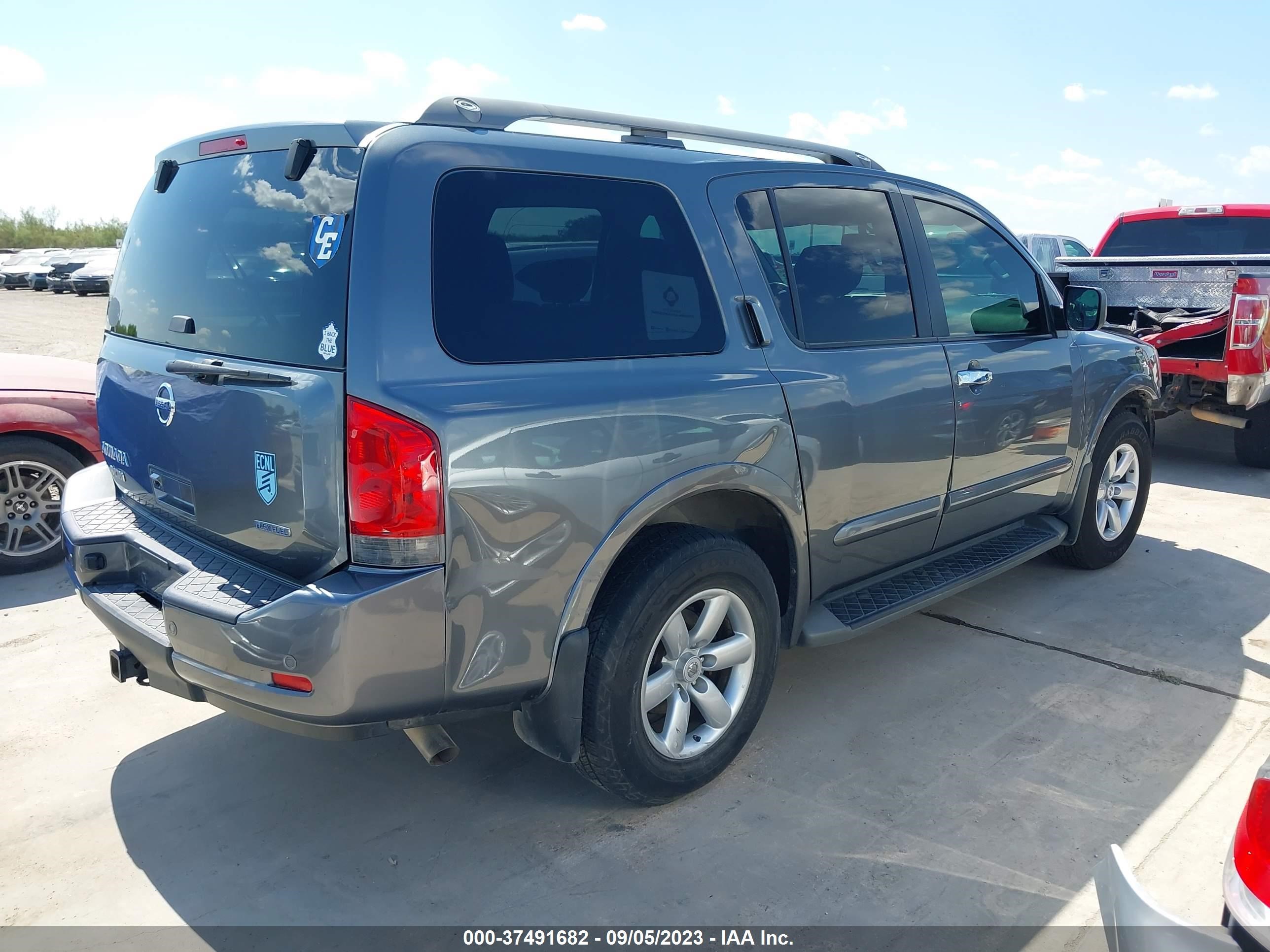 Photo 3 VIN: 5N1BA0ND8FN619034 - NISSAN ARMADA 