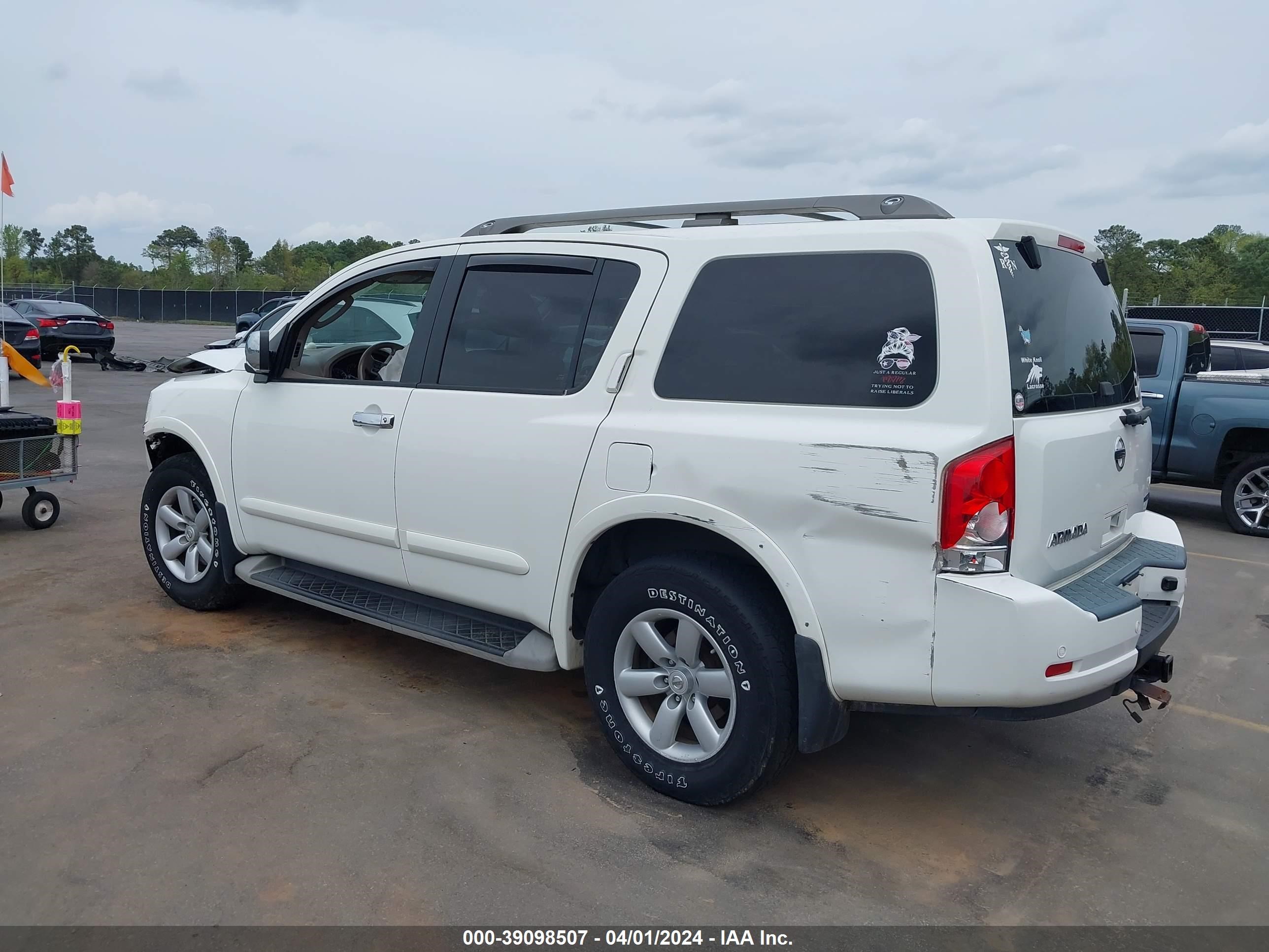 Photo 2 VIN: 5N1BA0ND9BN621448 - NISSAN ARMADA 