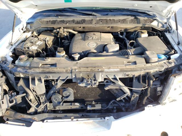 Photo 6 VIN: 5N1BA0NDXEN608986 - NISSAN ARMADA SV 