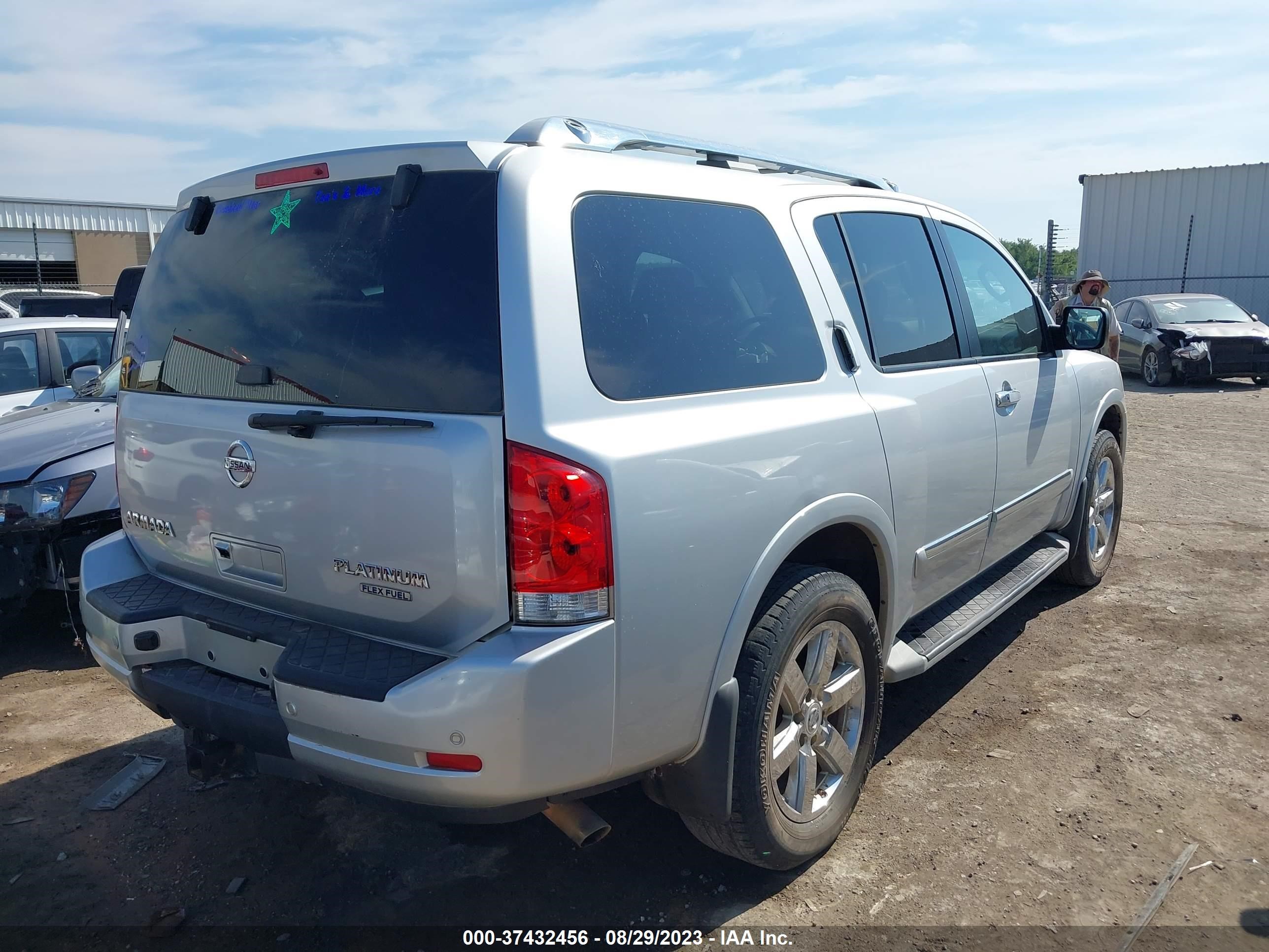 Photo 3 VIN: 5N1BA0NE4CN622677 - NISSAN ARMADA 