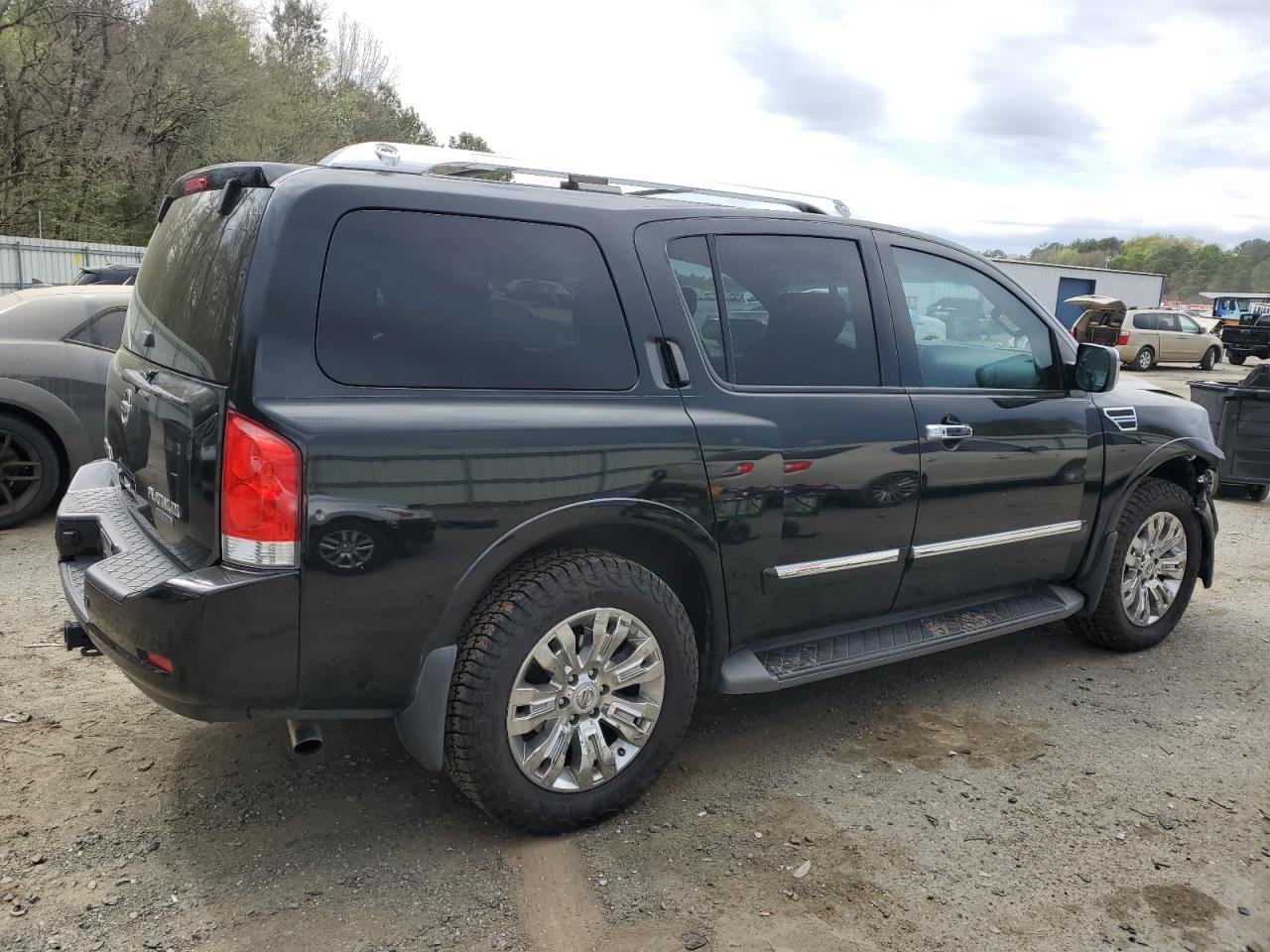 Photo 2 VIN: 5N1BA0NE4FN613076 - NISSAN ARMADA 