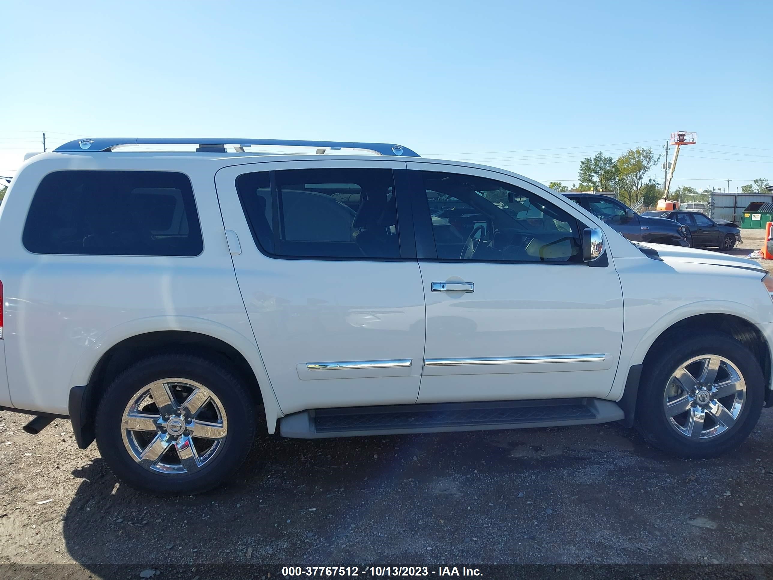 Photo 12 VIN: 5N1BA0NE9BN612466 - NISSAN ARMADA 