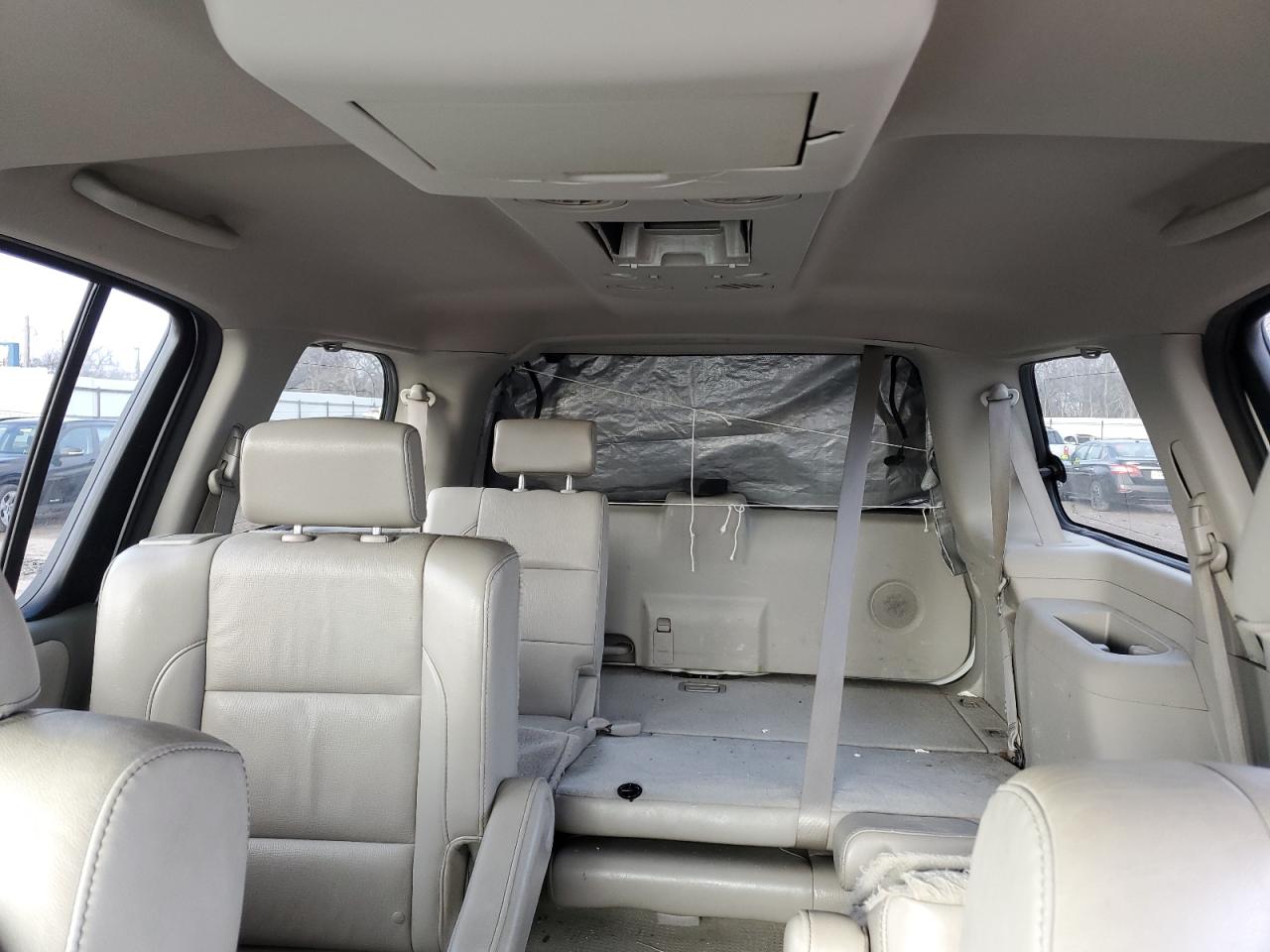 Photo 9 VIN: 5N1BA0NF3AN606590 - NISSAN ARMADA 