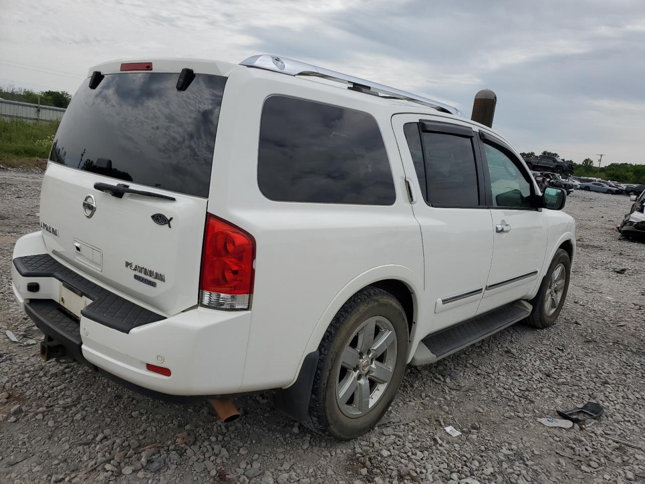 Photo 2 VIN: 5N1BA0NF3CN617382 - NISSAN ARMADA 