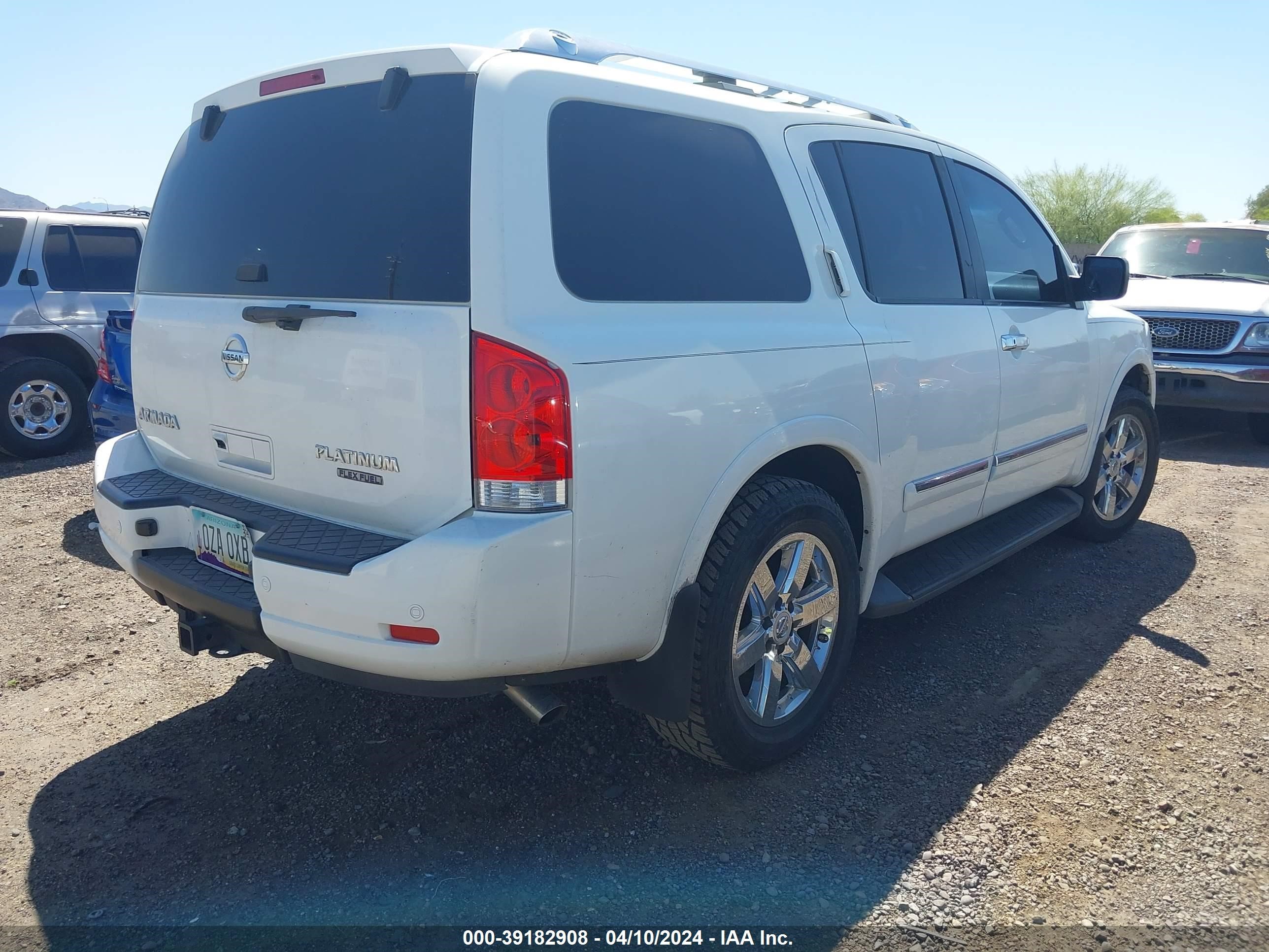 Photo 3 VIN: 5N1BA0NF5CN606206 - NISSAN ARMADA 