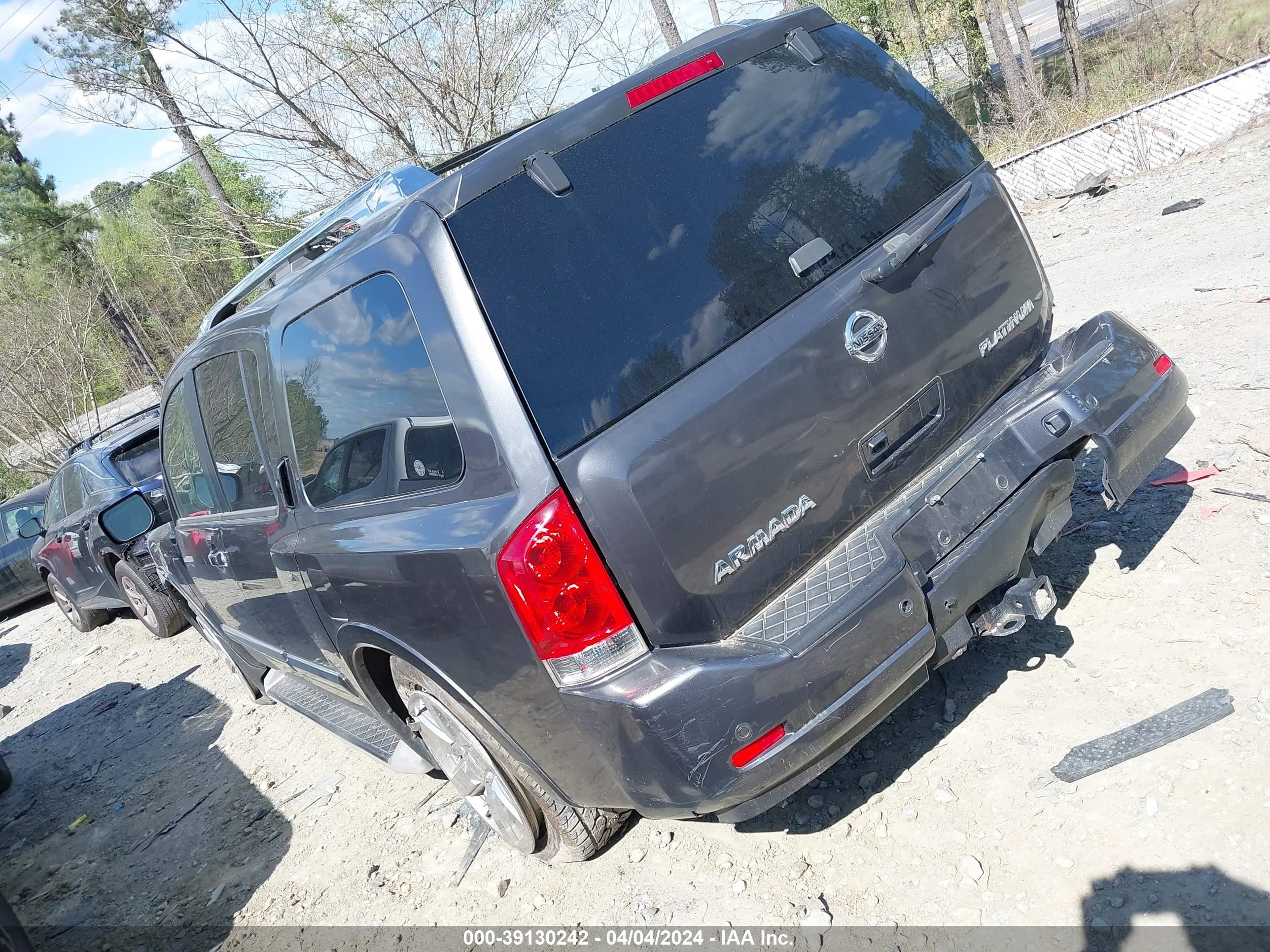 Photo 2 VIN: 5N1BA0NF6CN616095 - NISSAN ARMADA 