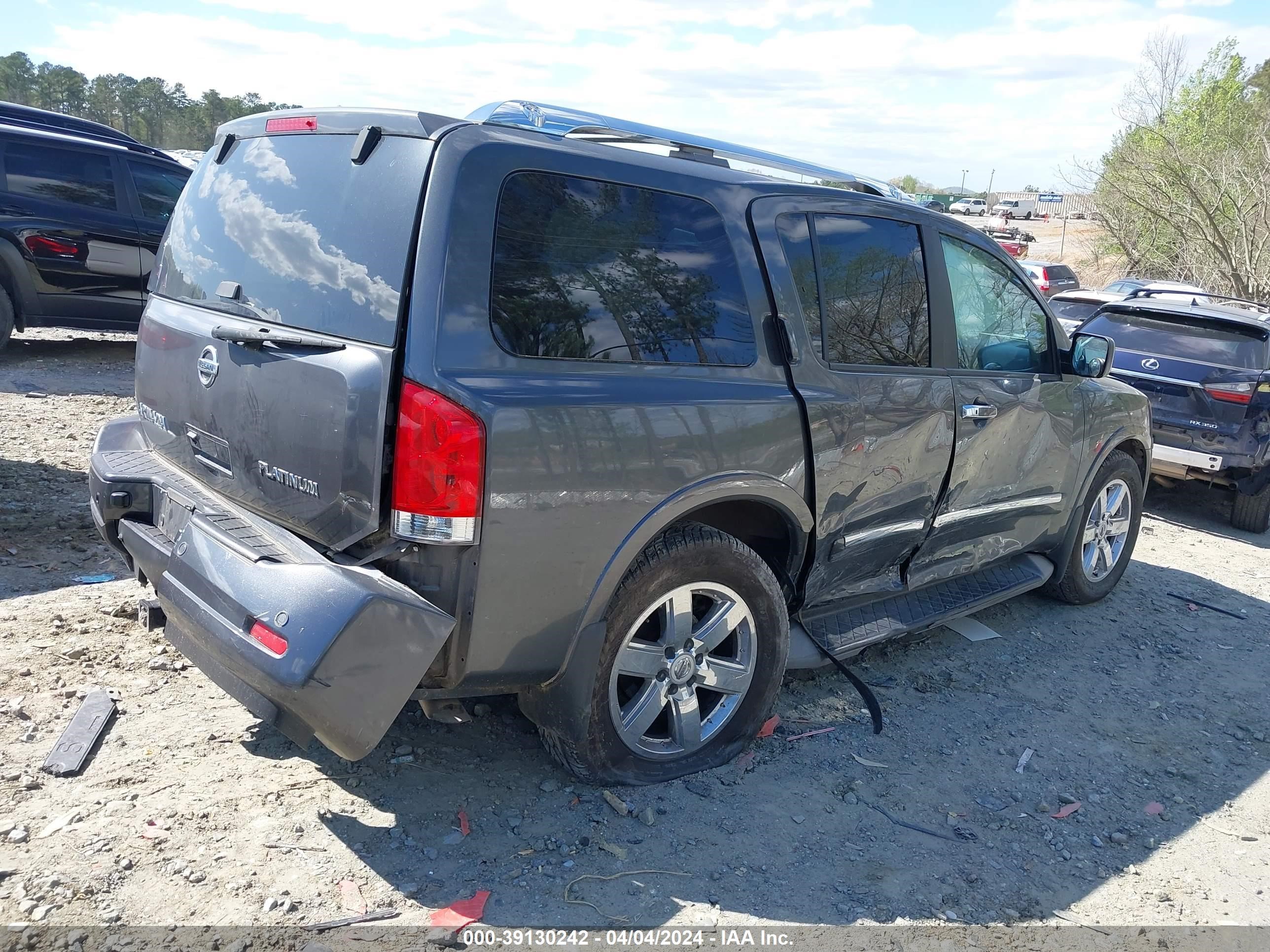 Photo 3 VIN: 5N1BA0NF6CN616095 - NISSAN ARMADA 