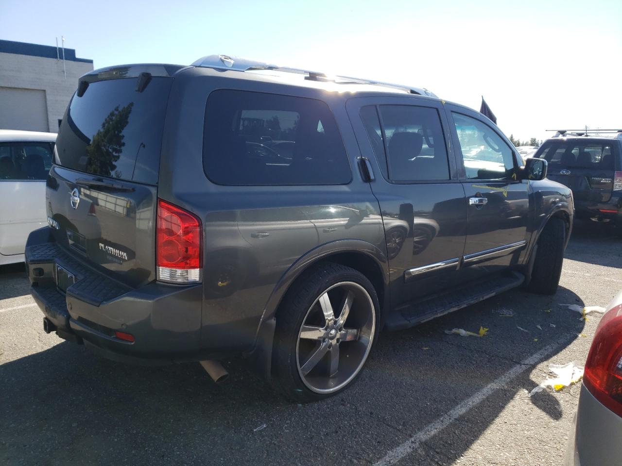 Photo 2 VIN: 5N1BA0NF9BN600553 - NISSAN ARMADA 