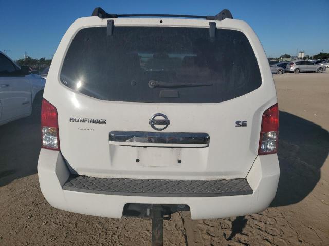 Photo 5 VIN: 5N1BR18AX8C628641 - NISSAN PATHFINDER 