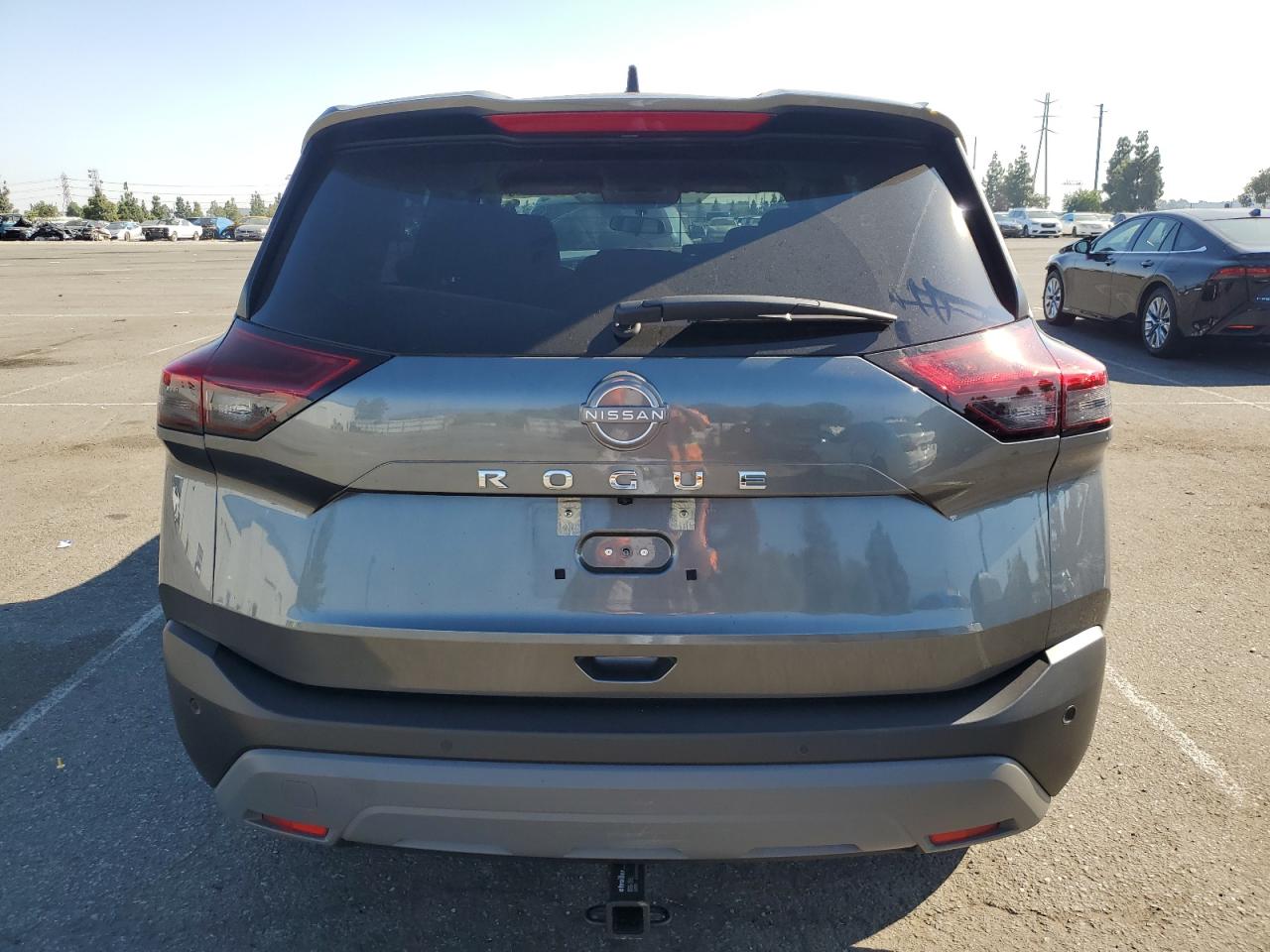 Photo 5 VIN: 5N1BT3AA0PC756151 - NISSAN ROGUE 