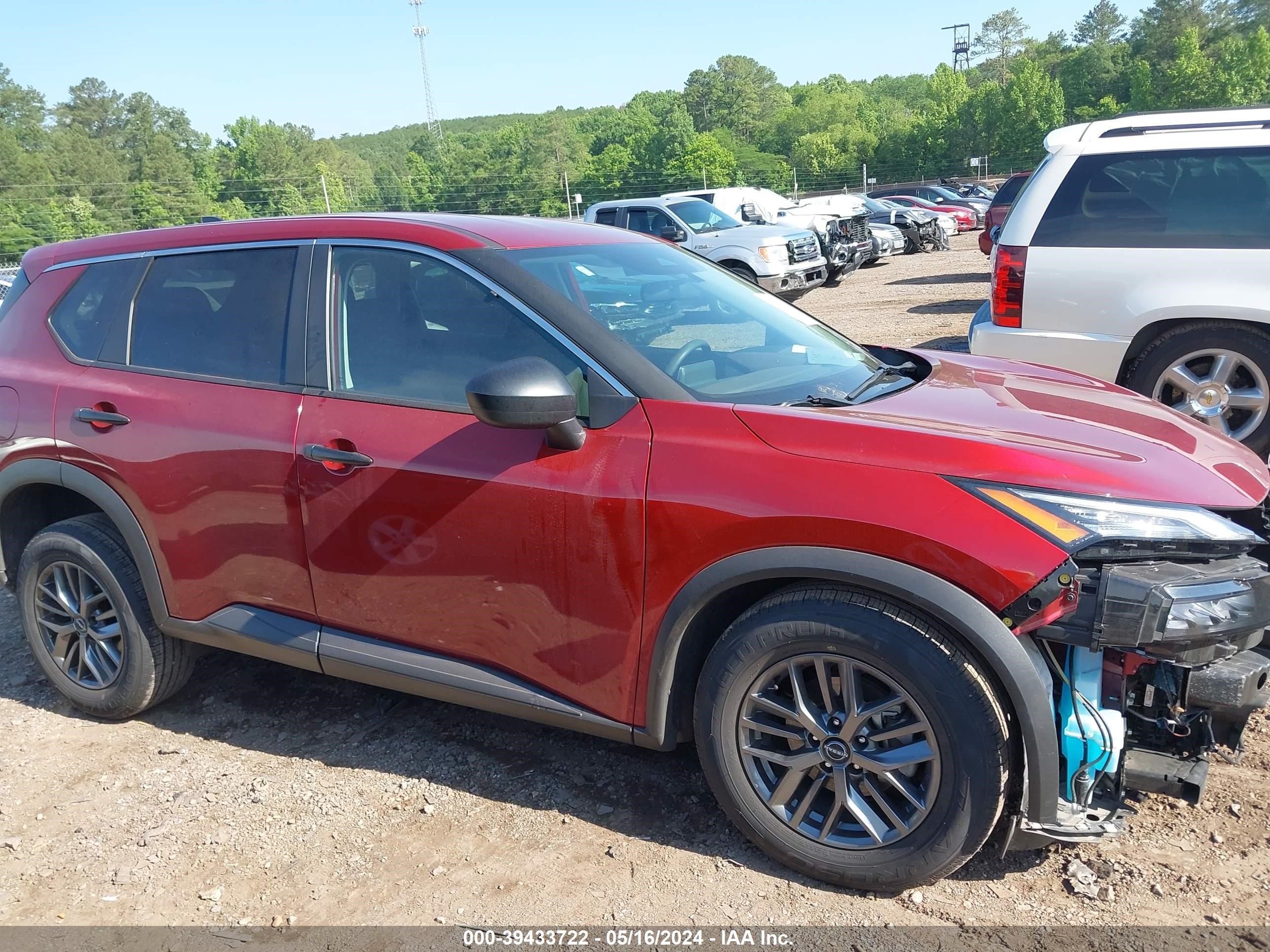 Photo 13 VIN: 5N1BT3AA3PC790455 - NISSAN ROGUE 