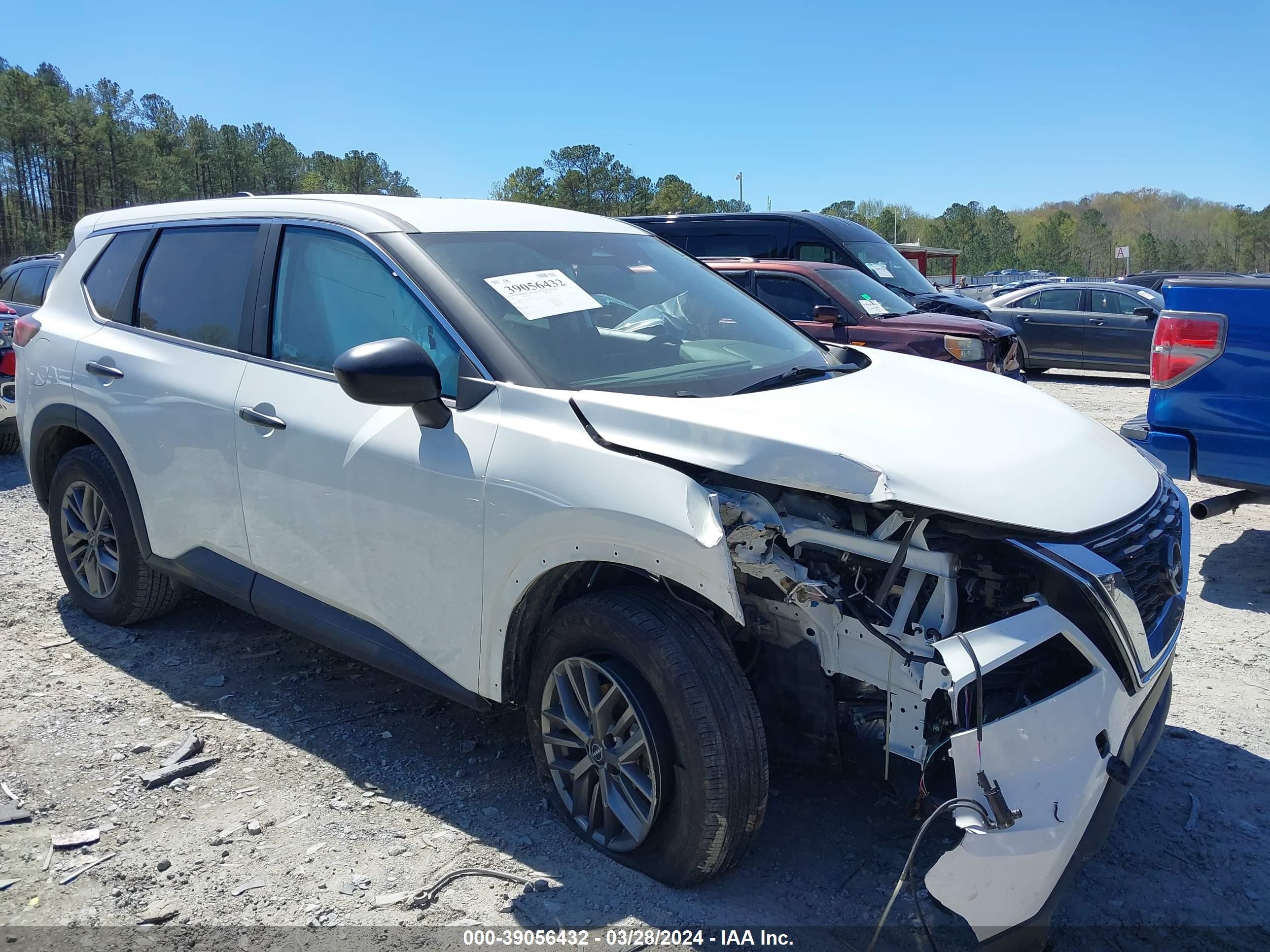 Photo 12 VIN: 5N1BT3AA5PC801701 - NISSAN ROGUE 