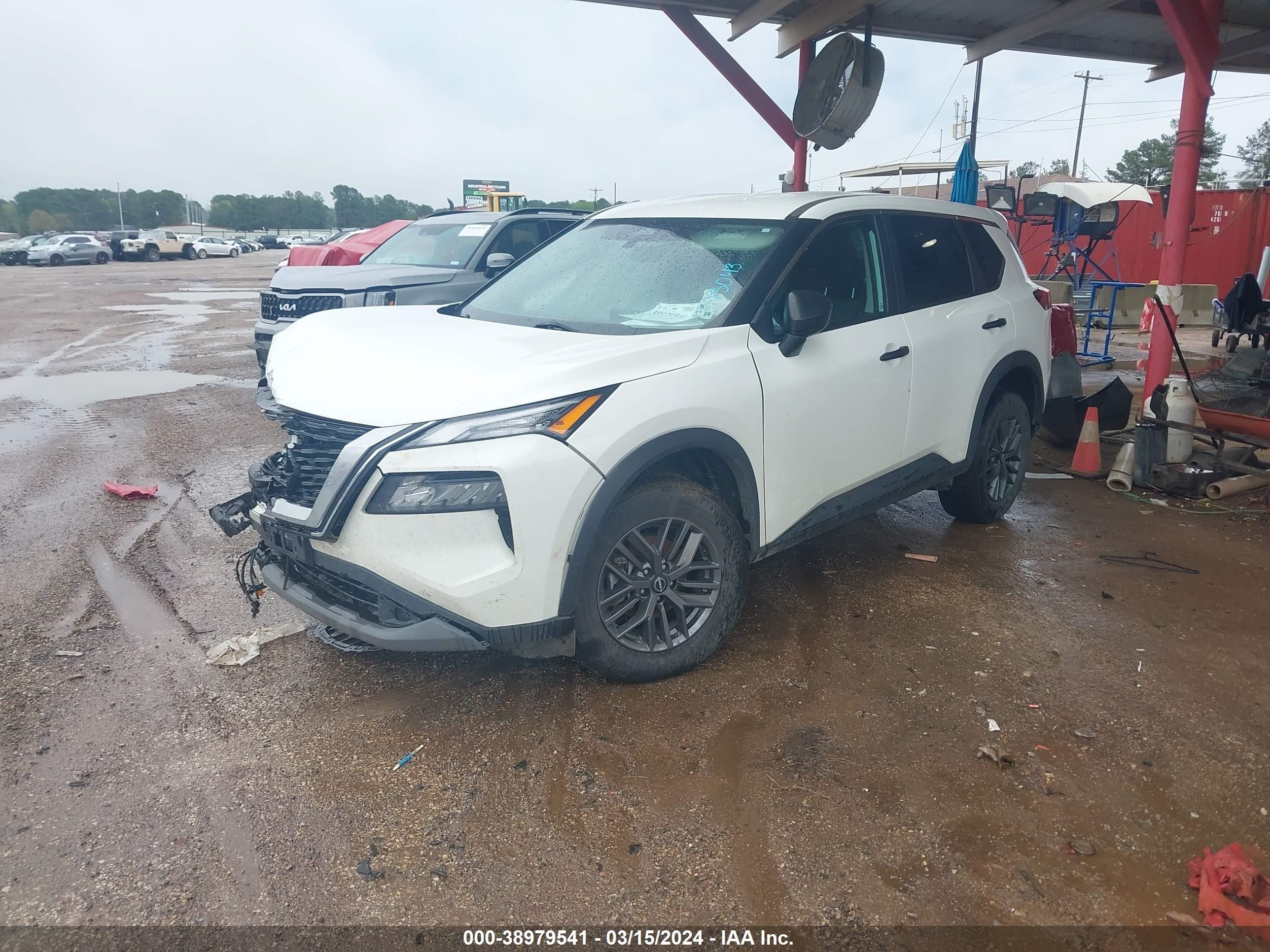 Photo 1 VIN: 5N1BT3AA8NC704196 - NISSAN ROGUE 