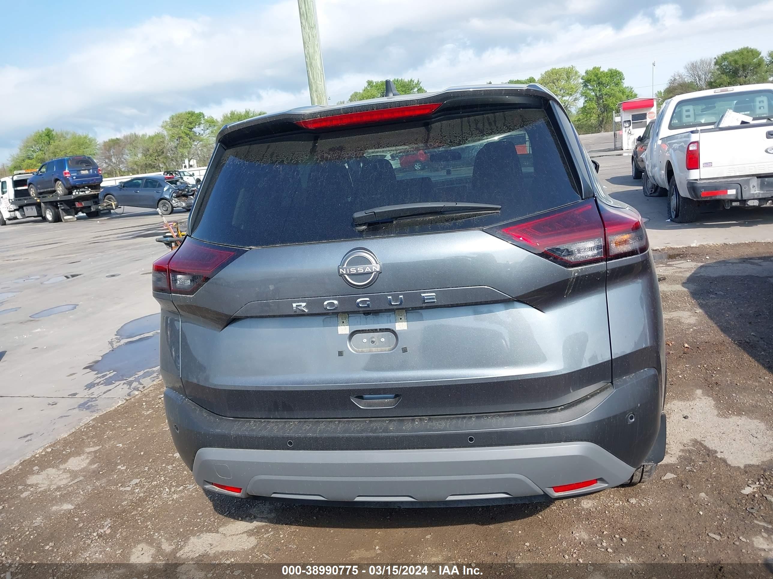 Photo 16 VIN: 5N1BT3AA9PC754897 - NISSAN ROGUE 