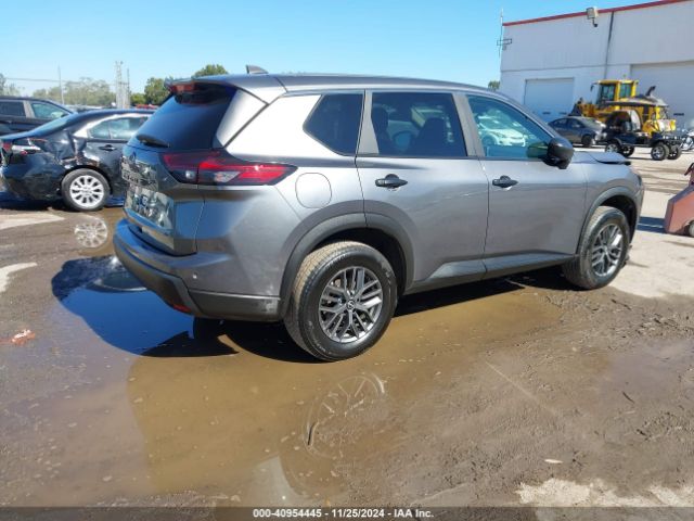 Photo 3 VIN: 5N1BT3AA9RC696163 - NISSAN ROGUE 