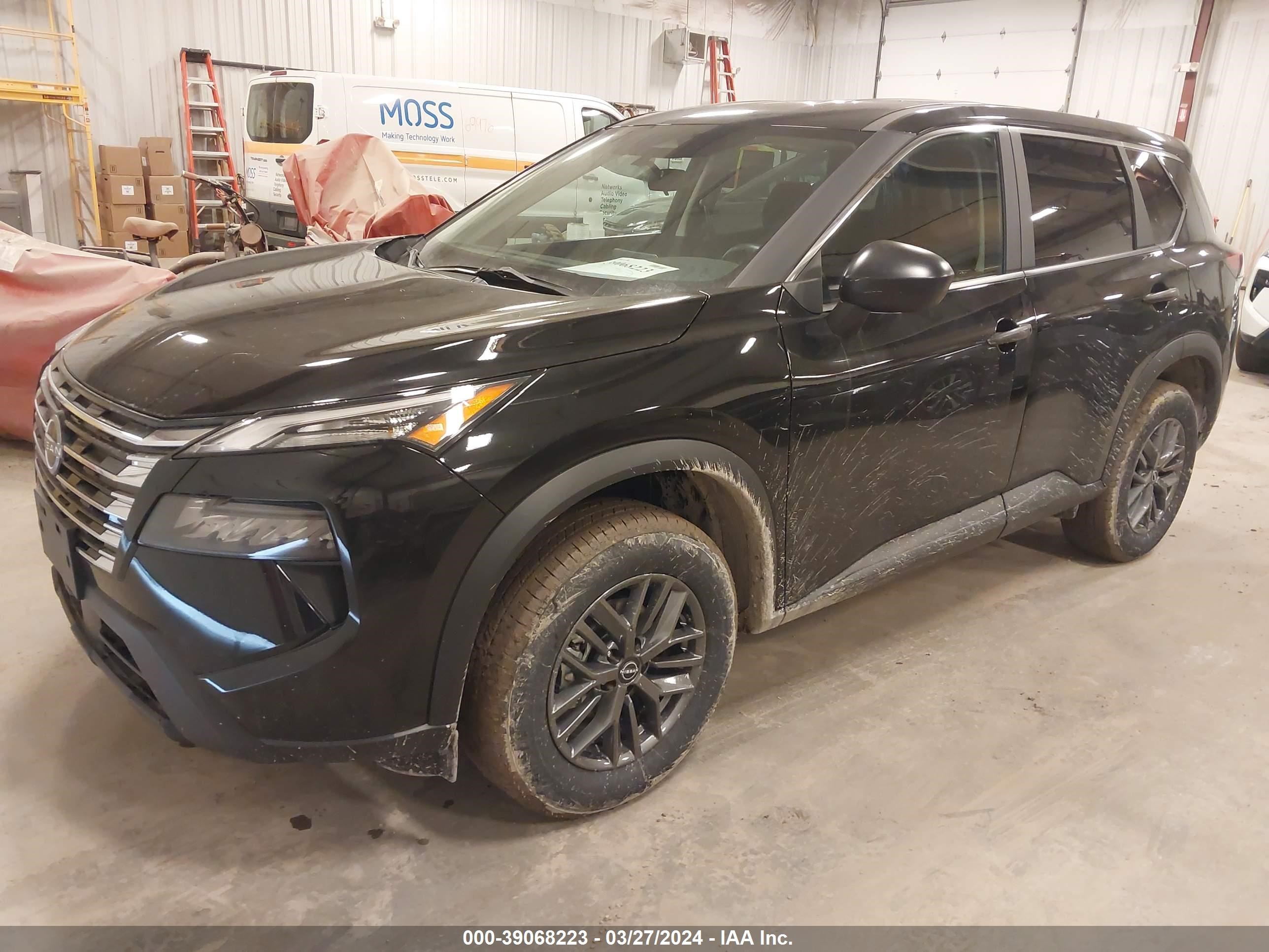 Photo 1 VIN: 5N1BT3AA9RC704259 - NISSAN ROGUE 