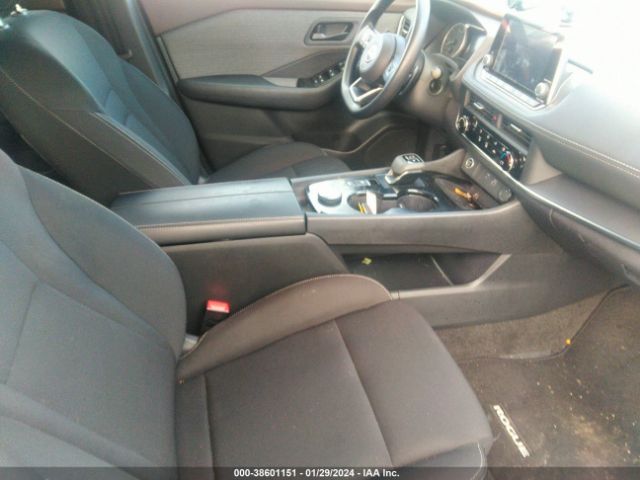 Photo 4 VIN: 5N1BT3AB1PC818889 - NISSAN ROGUE 