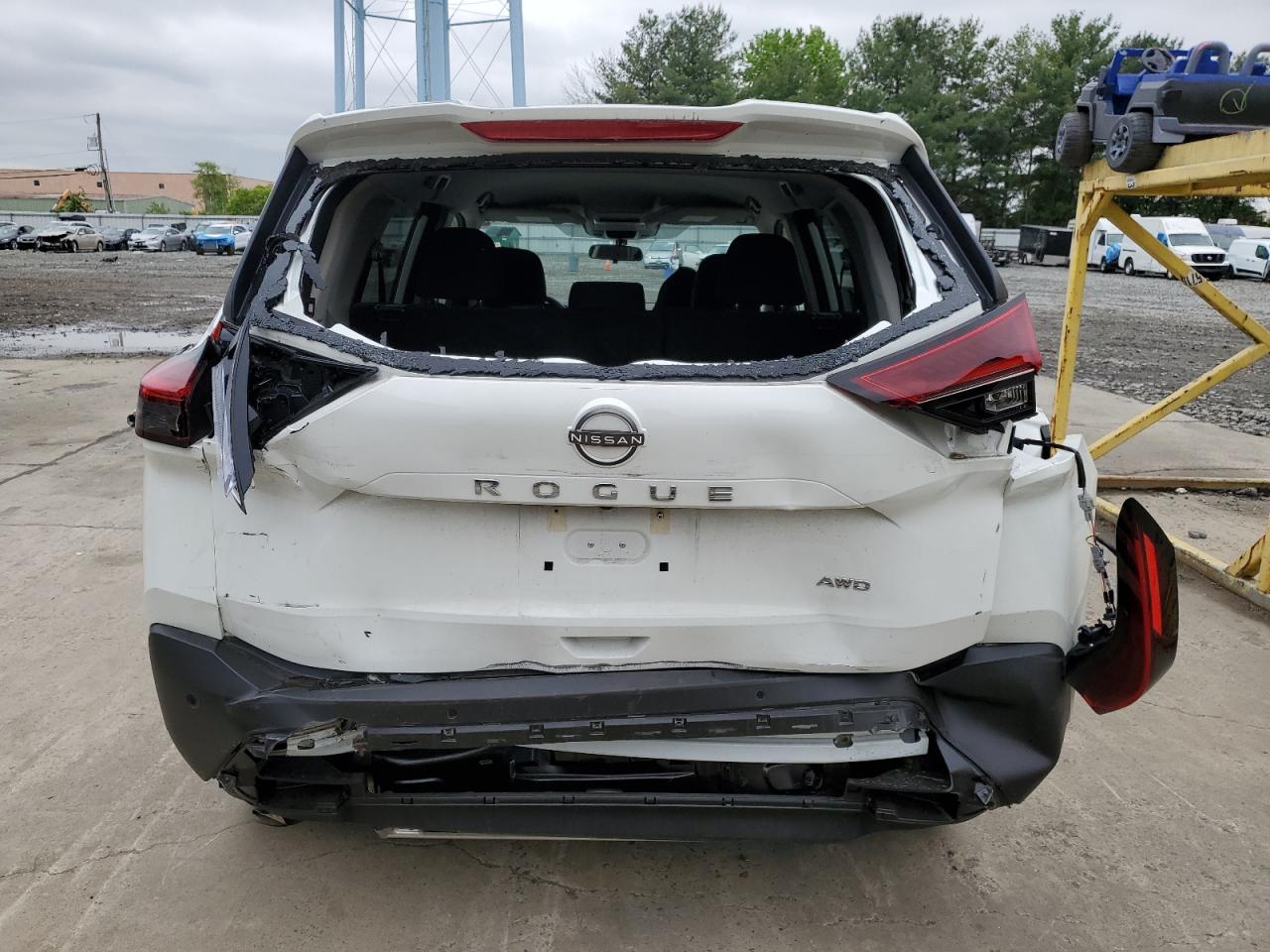 Photo 5 VIN: 5N1BT3AB3PC862750 - NISSAN ROGUE 