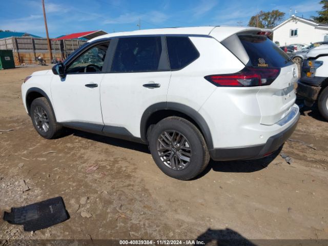 Photo 2 VIN: 5N1BT3AB3RC680467 - NISSAN ROGUE 