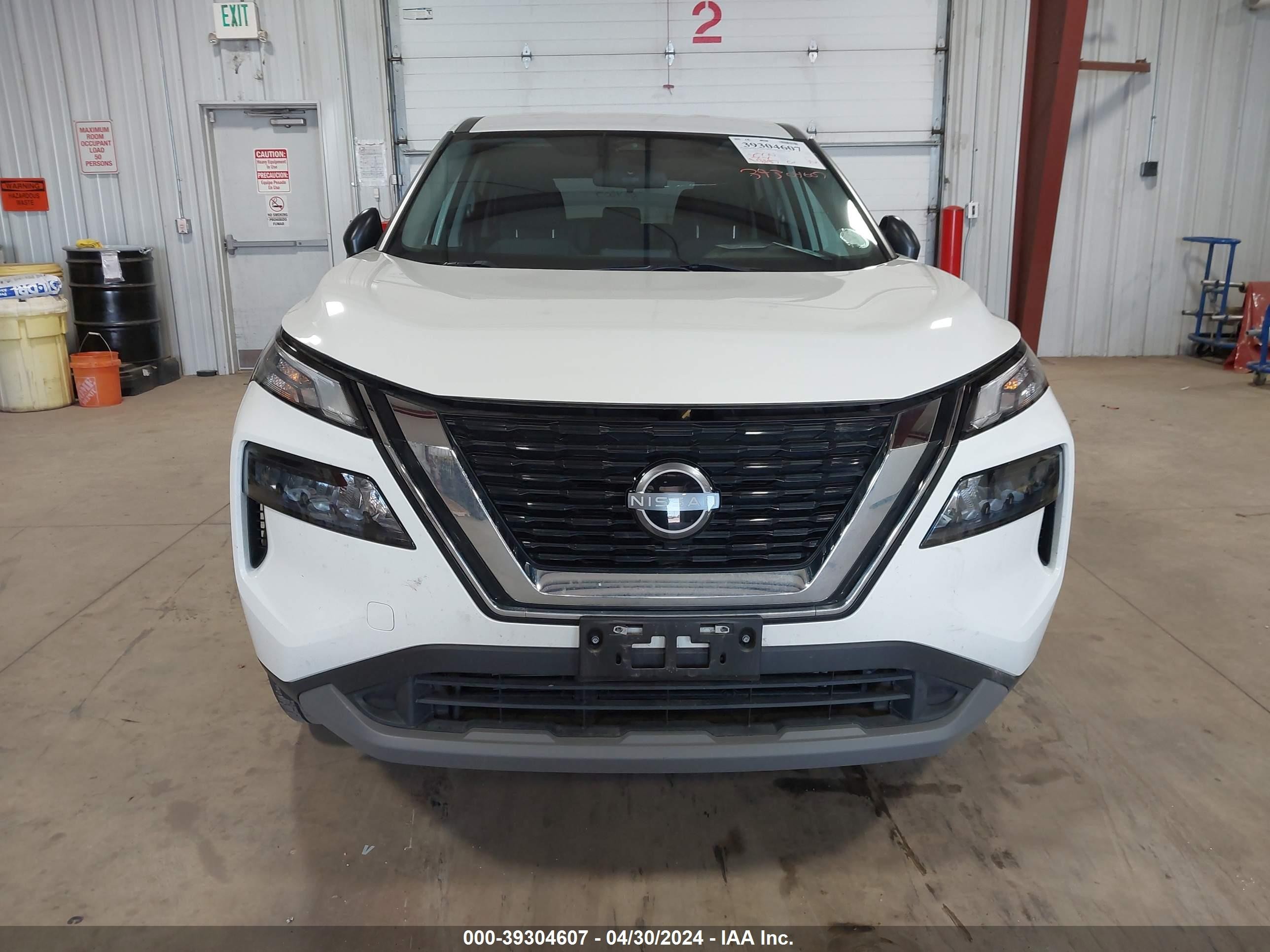 Photo 5 VIN: 5N1BT3AB6NC700723 - NISSAN ROGUE 