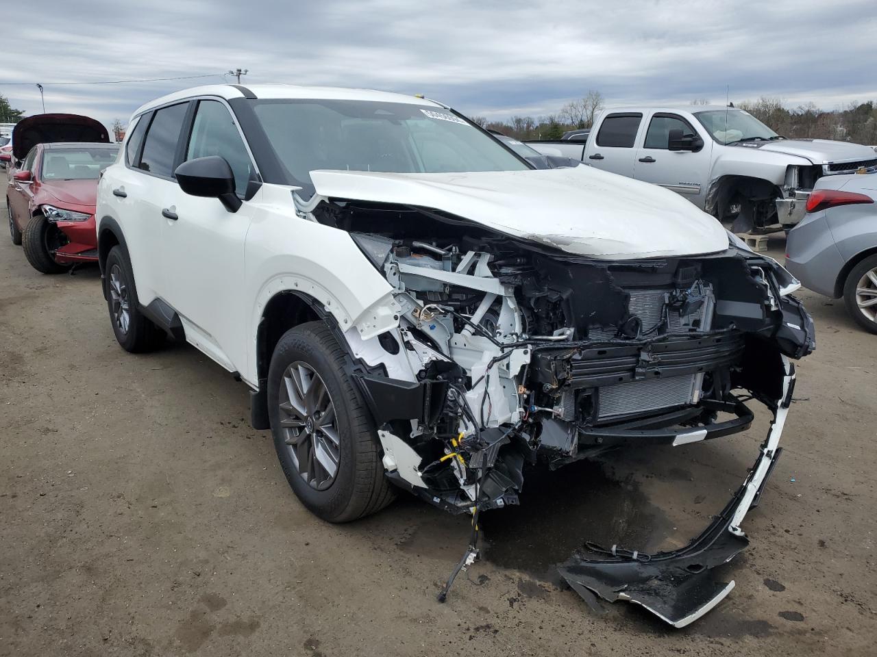 Photo 3 VIN: 5N1BT3AB7PC934209 - NISSAN ROGUE 