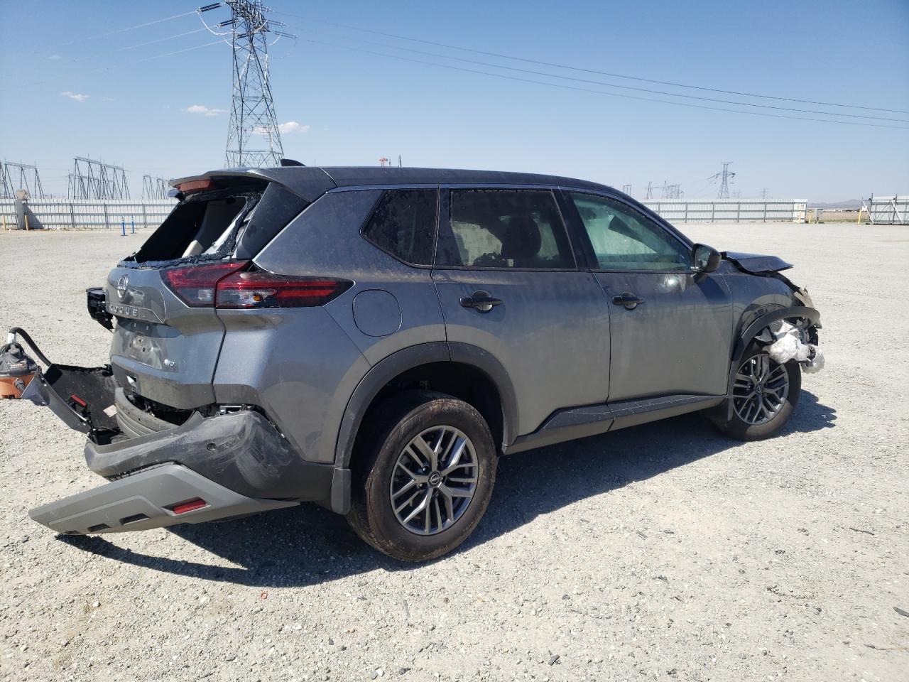 Photo 2 VIN: 5N1BT3AB9PC822690 - NISSAN ROGUE 