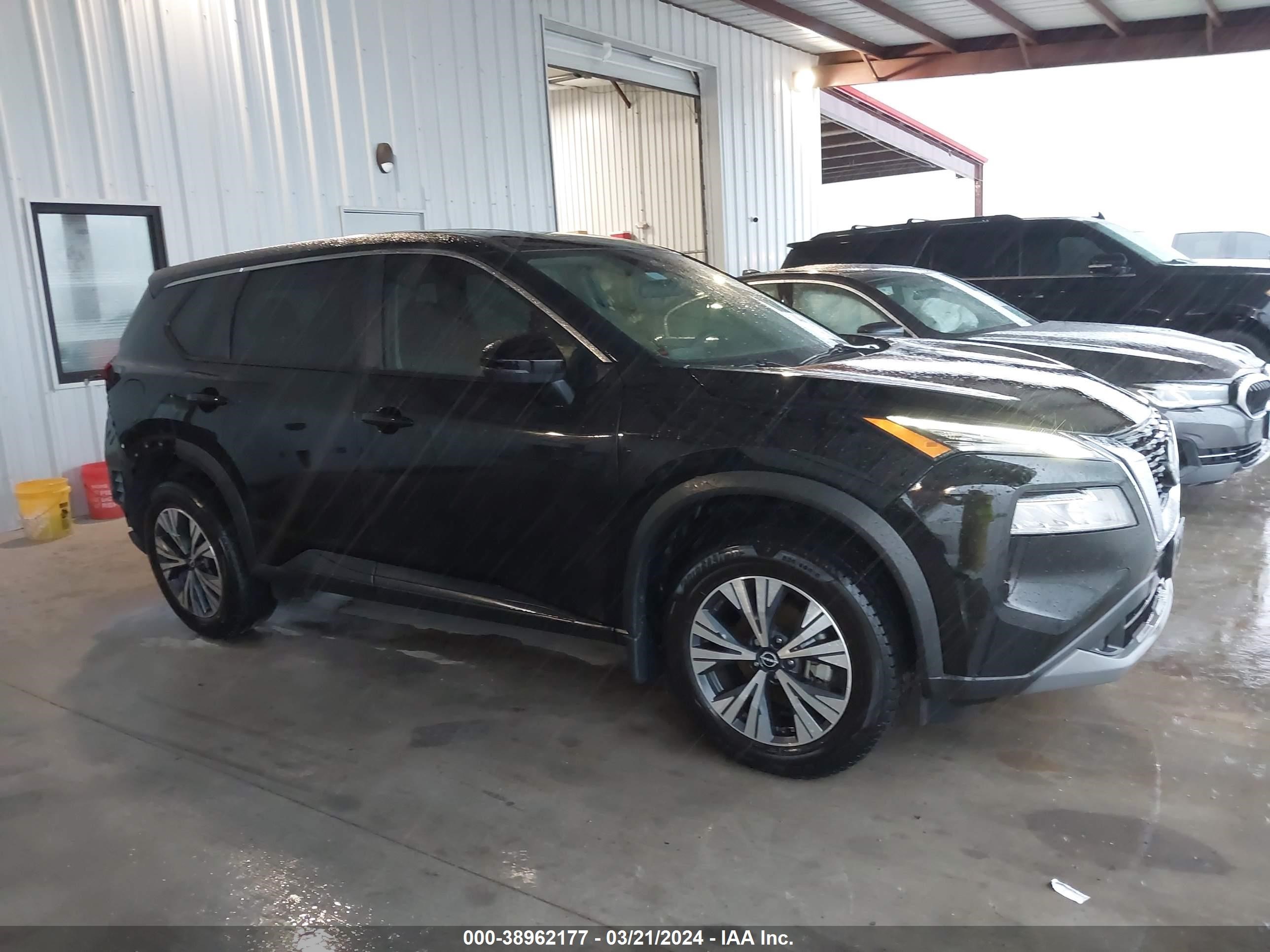 Photo 13 VIN: 5N1BT3BA0PC675021 - NISSAN ROGUE 