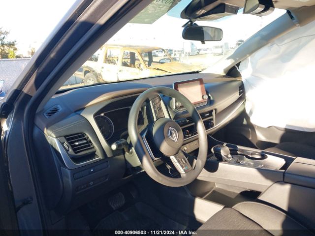 Photo 4 VIN: 5N1BT3BA0PC884842 - NISSAN ROGUE 