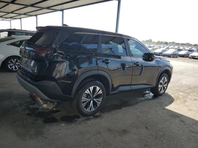 Photo 2 VIN: 5N1BT3BA0PC947759 - NISSAN ROGUE SV 