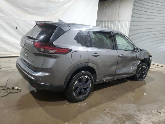 Photo 2 VIN: 5N1BT3BA0RC676639 - NISSAN ROGUE SV 