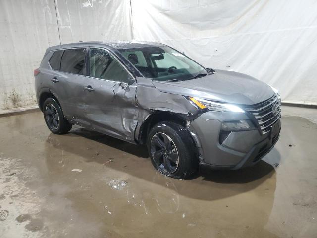 Photo 3 VIN: 5N1BT3BA0RC676639 - NISSAN ROGUE SV 