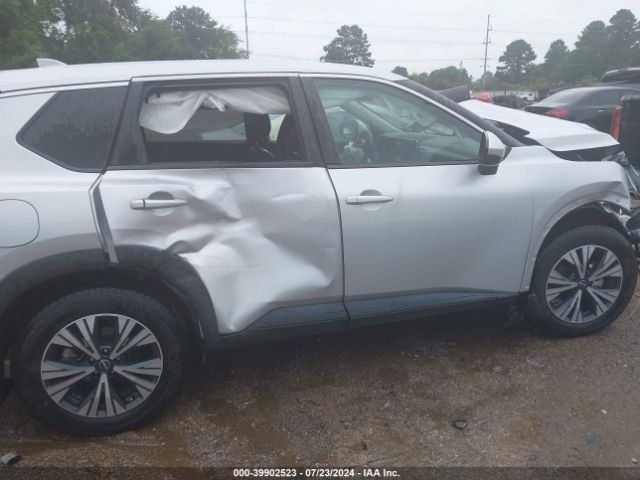 Photo 5 VIN: 5N1BT3BA1NC679916 - NISSAN ROGUE 