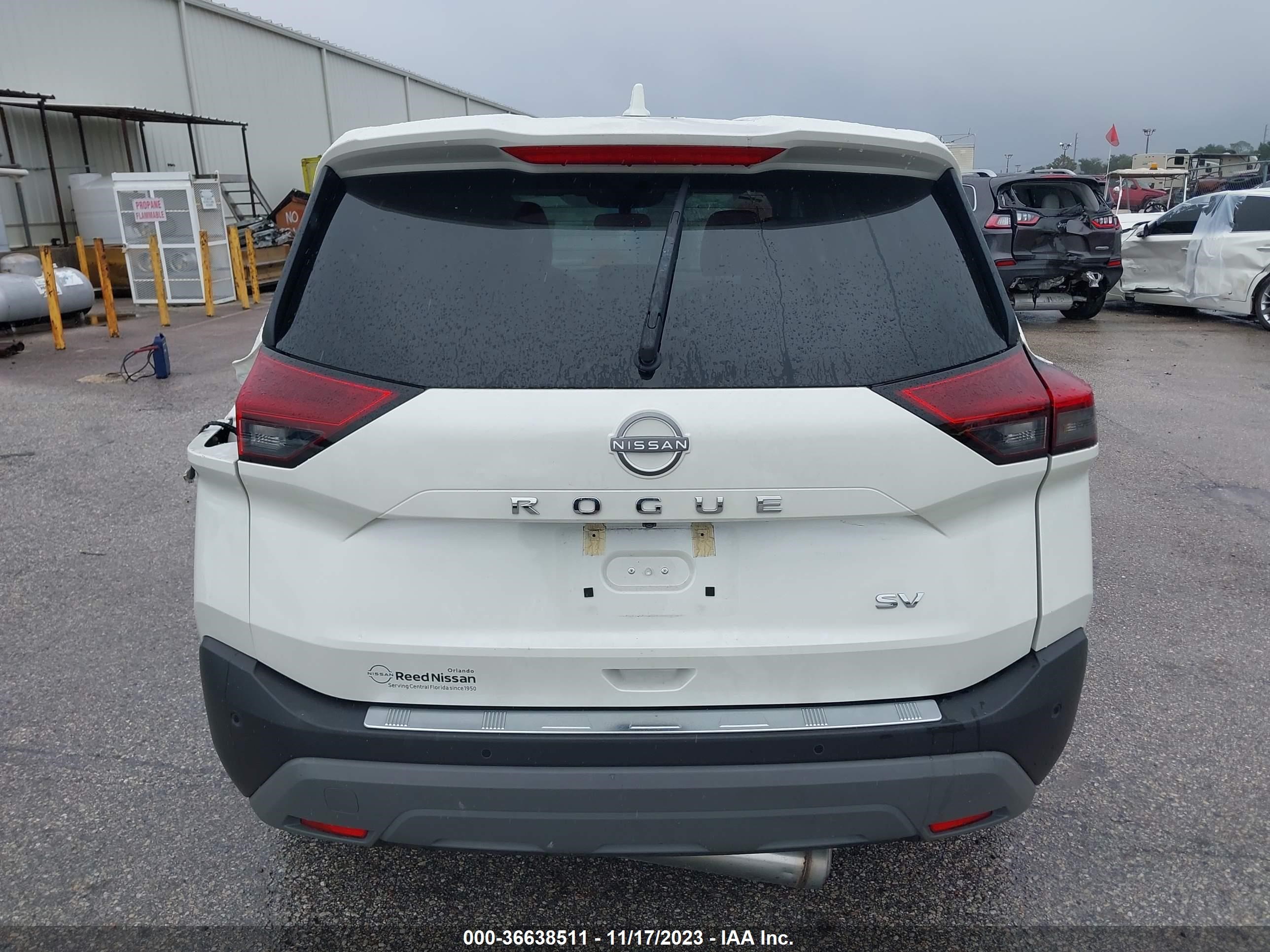 Photo 15 VIN: 5N1BT3BA1NC712218 - NISSAN ROGUE 