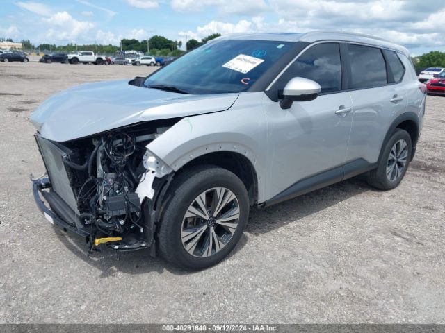 Photo 1 VIN: 5N1BT3BA1NC731643 - NISSAN ROGUE 