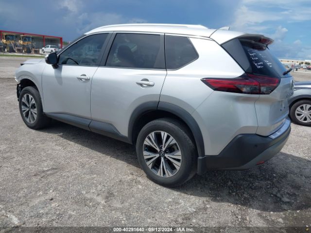 Photo 2 VIN: 5N1BT3BA1NC731643 - NISSAN ROGUE 