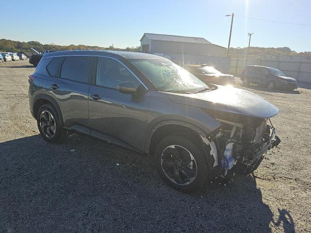 Photo 3 VIN: 5N1BT3BA1RC729946 - NISSAN ROGUE SV 