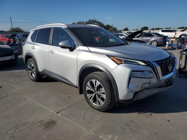 Photo 3 VIN: 5N1BT3BA2PC737003 - NISSAN ROGUE SV 