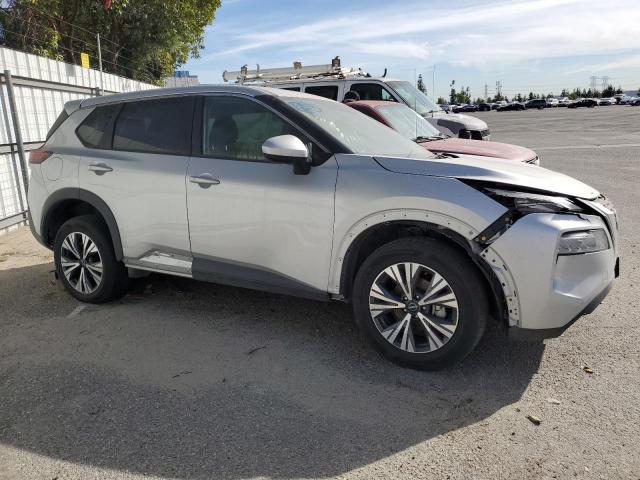 Photo 3 VIN: 5N1BT3BA3PC798697 - NISSAN ROGUE SV 