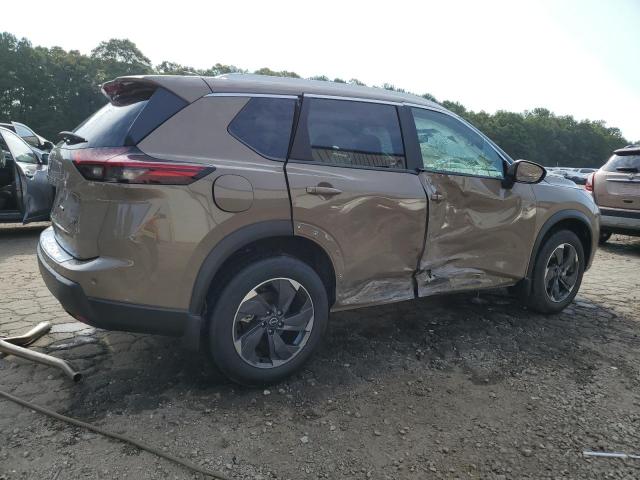 Photo 2 VIN: 5N1BT3BA3RC719483 - NISSAN ROGUE SV 