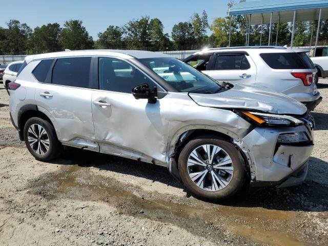 Photo 3 VIN: 5N1BT3BA4NC680512 - NISSAN ROGUE SV 