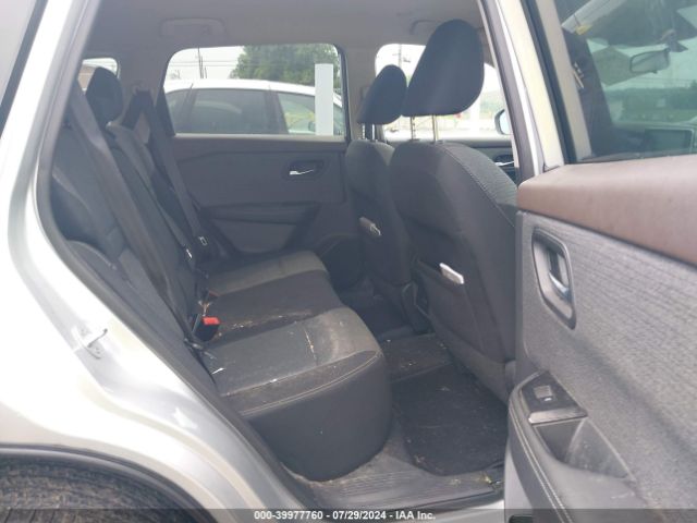 Photo 7 VIN: 5N1BT3BA4NC680719 - NISSAN ROGUE 