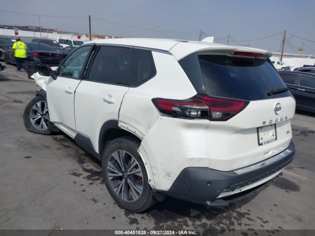 Photo 2 VIN: 5N1BT3BA5NC673133 - NISSAN ROGUE 