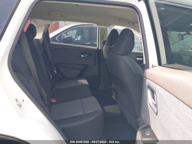 Photo 7 VIN: 5N1BT3BA5NC673133 - NISSAN ROGUE 