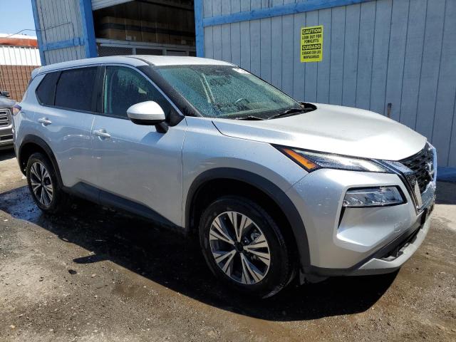 Photo 3 VIN: 5N1BT3BA5PC834776 - NISSAN ROGUE SV 