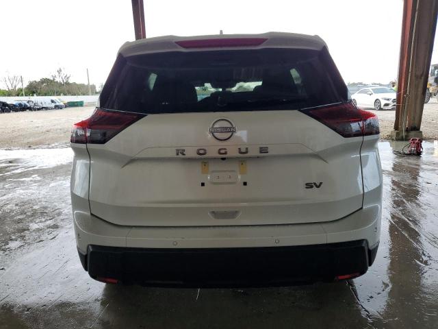 Photo 5 VIN: 5N1BT3BA5RC701504 - NISSAN ROGUE 