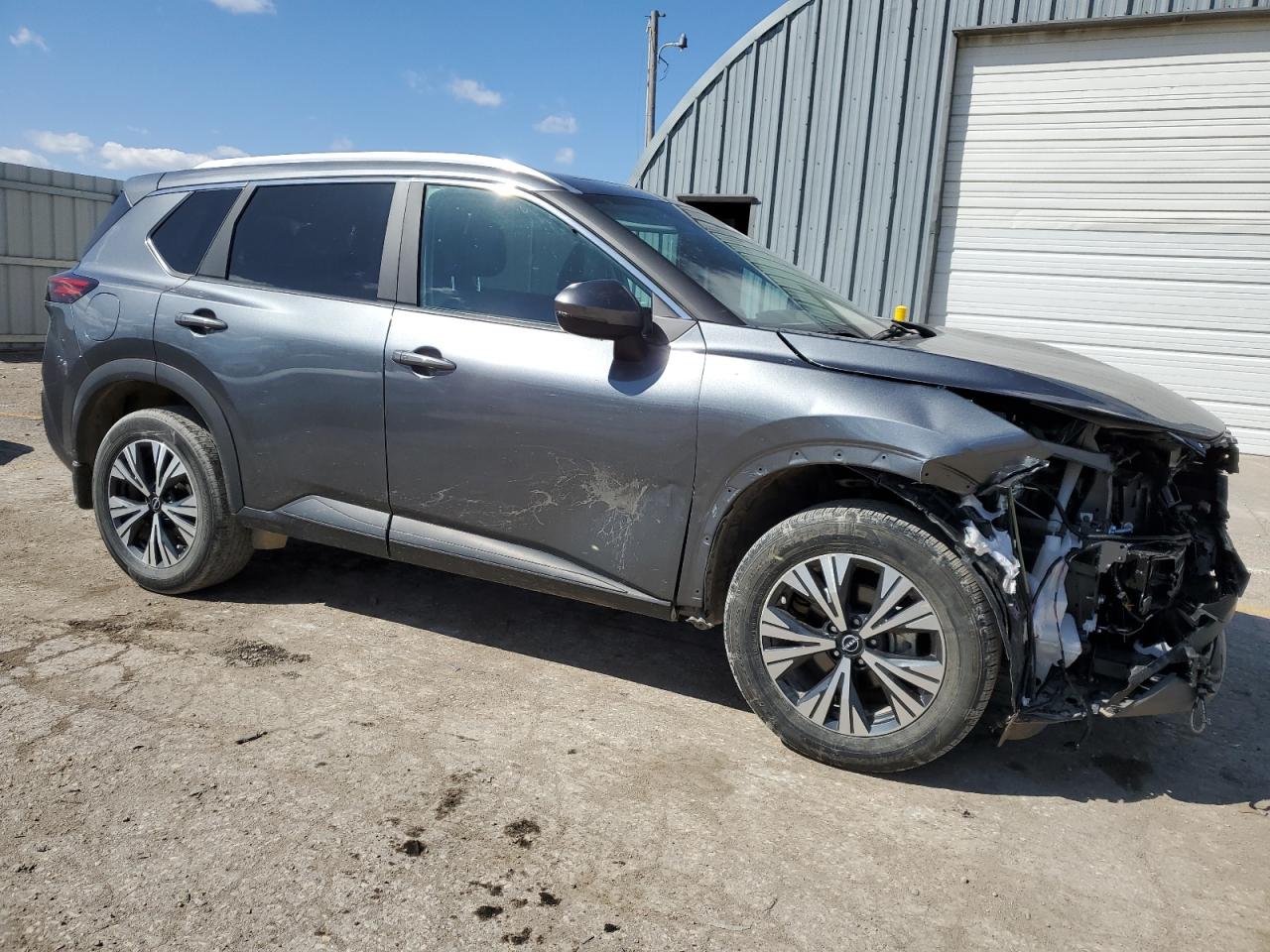 Photo 3 VIN: 5N1BT3BA6NC731301 - NISSAN ROGUE 