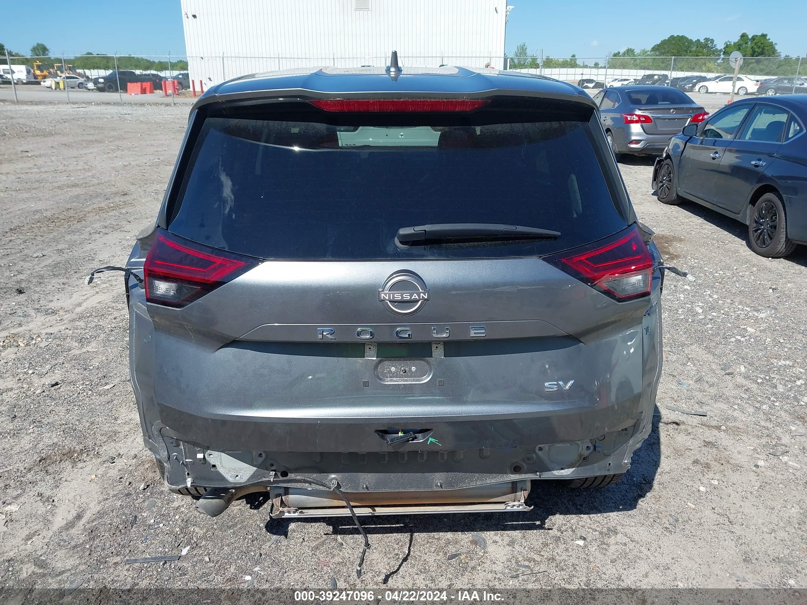 Photo 16 VIN: 5N1BT3BA6PC771512 - NISSAN ROGUE 