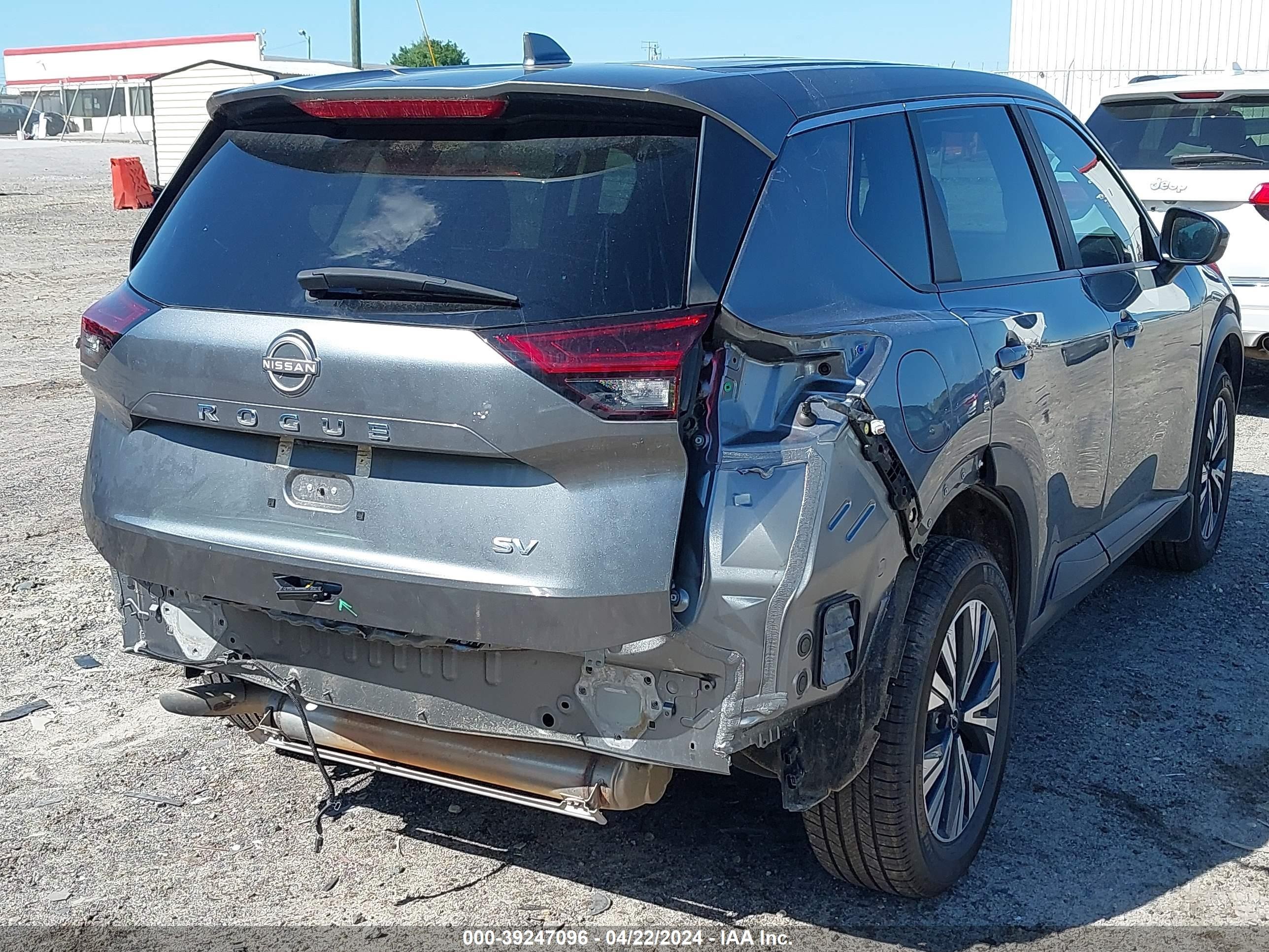 Photo 5 VIN: 5N1BT3BA6PC771512 - NISSAN ROGUE 