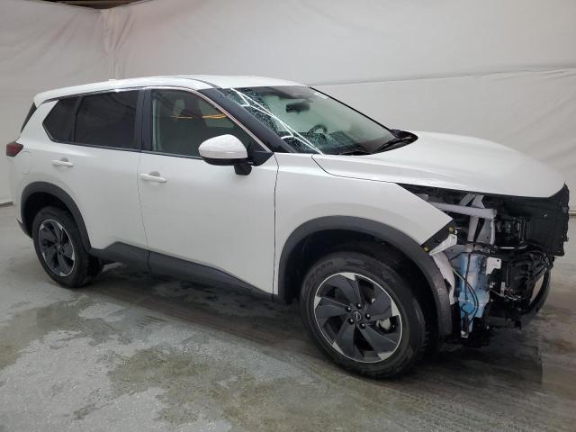 Photo 3 VIN: 5N1BT3BA6RC680372 - NISSAN ROGUE SV 