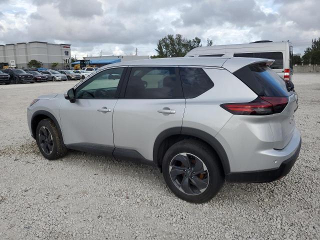 Photo 1 VIN: 5N1BT3BA6RC695745 - NISSAN ROGUE SV 